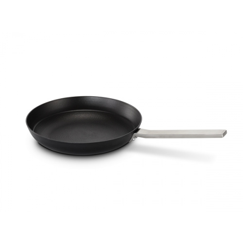 POELE EN FONTE 28 CM