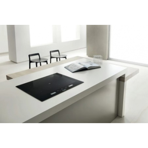 Table induction 65 cm, 1 zone flexifull de 8 foyers indépendants et combinables