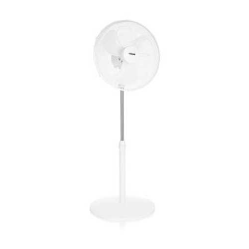 “Ventilateur sur pied
40 cm de diamètre – 3 vitesses”